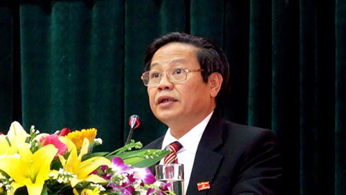 Vụ[-]xây[-]cầu[-]phục[-]vụ[-]chủ[-]tịch[-]xã[-]ở[-]Hà[-]Tĩnh:[-]Báo[-]cáo[-]láo[-]thế